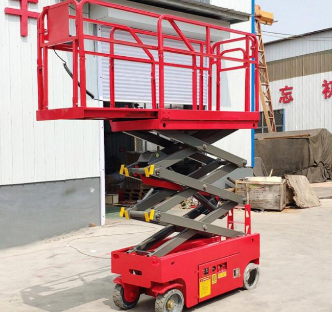 依安移动剪叉式升降机